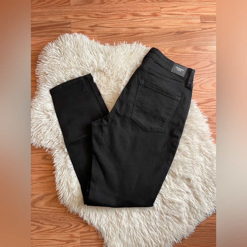 Women’s Denizen From Levi’s Skinny Jeans Size 10